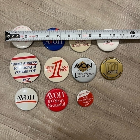 11 Vintage Avon Pinback President Club Avon Lady Buttons, Sales Promotional - Picture 11 of 13